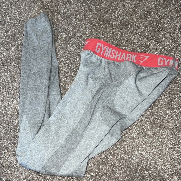 Gymshark Pants - Gym shark leggings size xs womens leggings